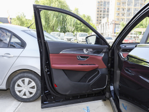 2024款冠军版 1.6T DCT冠军ULTRA 5座 中控区