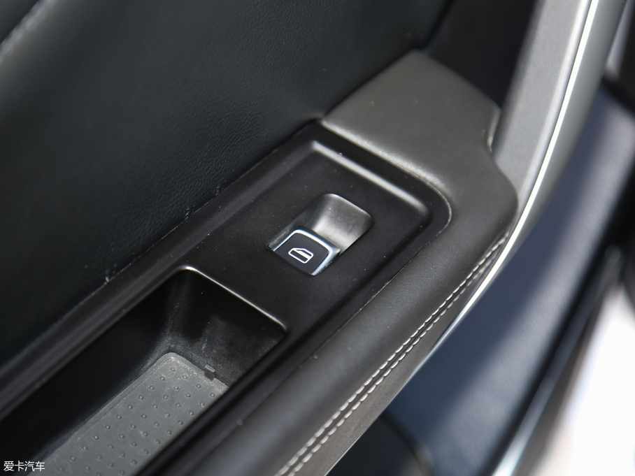 2018���;X70 1.5T �Ԅ����а�