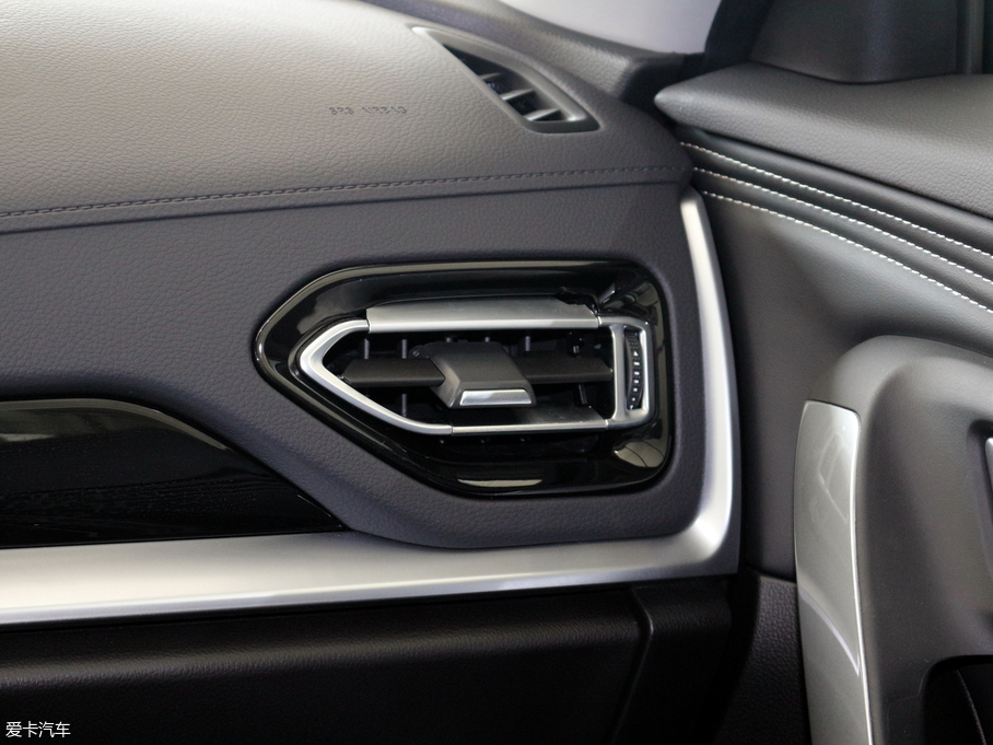 2018;X70 1.5T ԄӐа