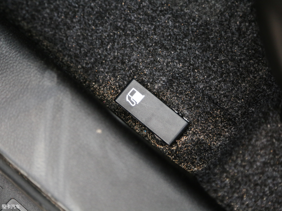 2018���;X70 1.5T �ք�(d��ng)���а�