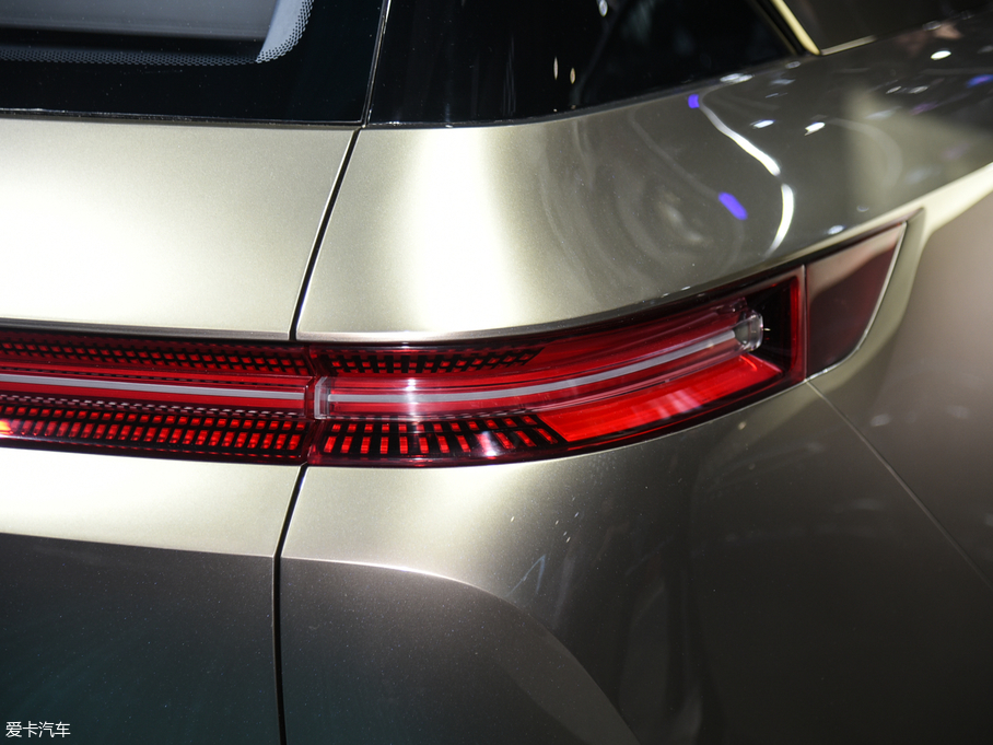 2019����YU7 ION����܇