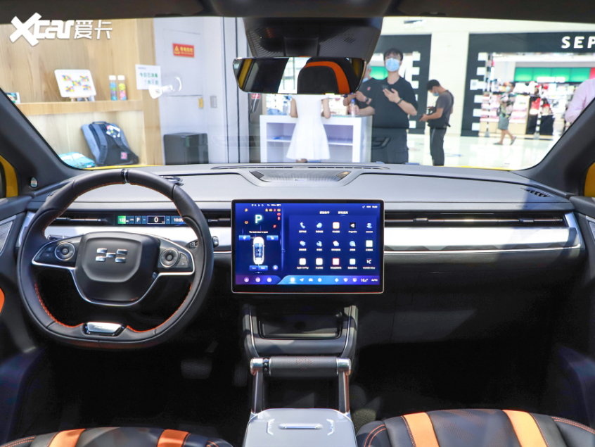 爱驰汽车2021款爱驰U6