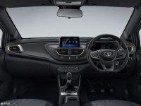 ��(n��i)�Altroz��(n��i)�