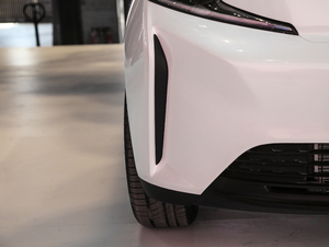 2018�� �������^