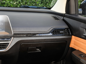 2018�� �п؅^