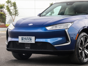 2019款四驱性能型 细节外观