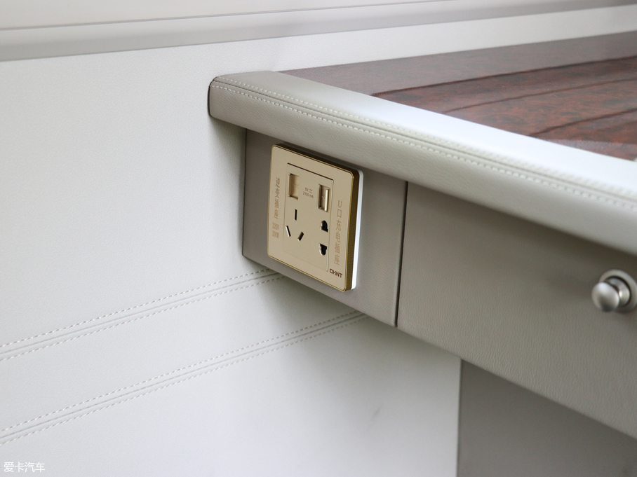 2018ͨT7 6.0L Ԅӹհ