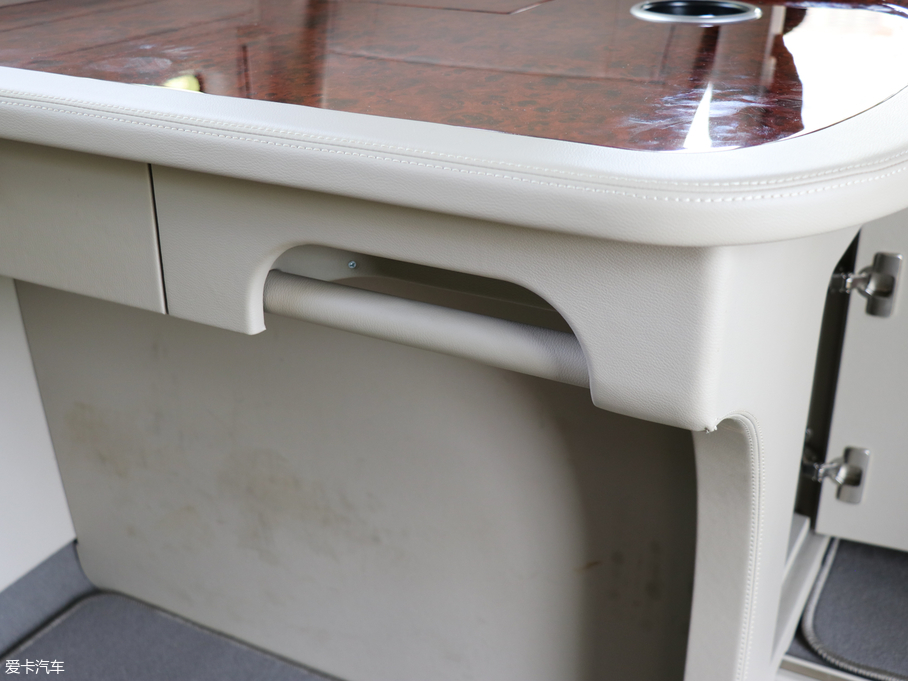 2018ͨT7 6.0L Ԅӹհ