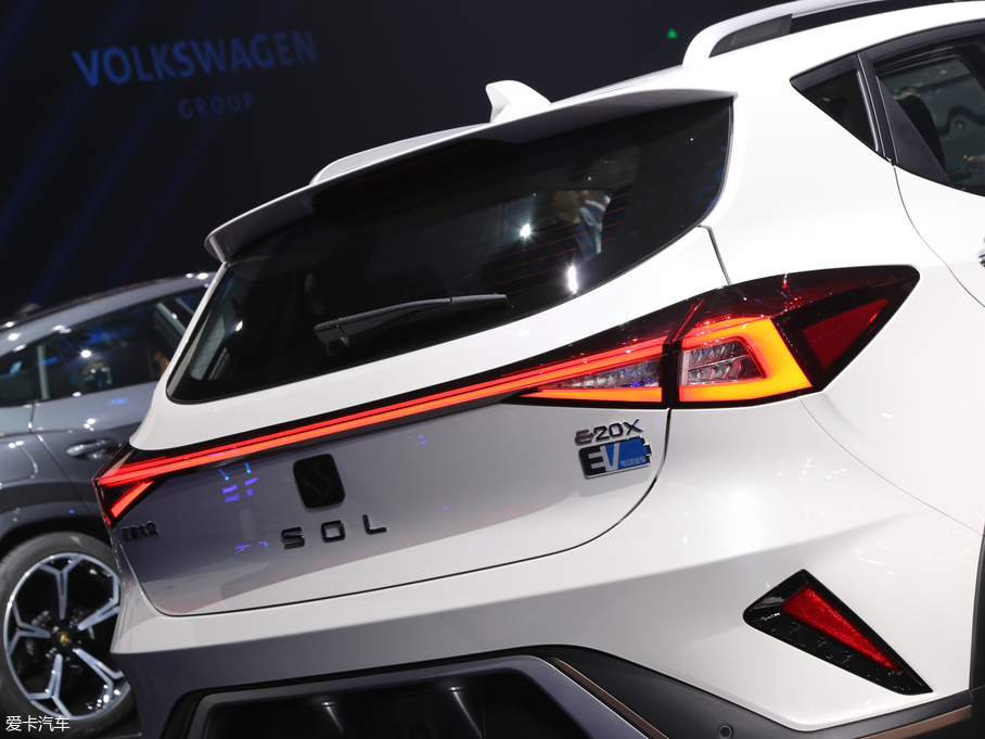 2018��˼�E20X ԇ�b܇