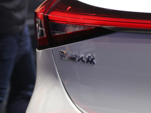 2018��ԇ�b܇(ch��) ��(x��)��(ji��)���^