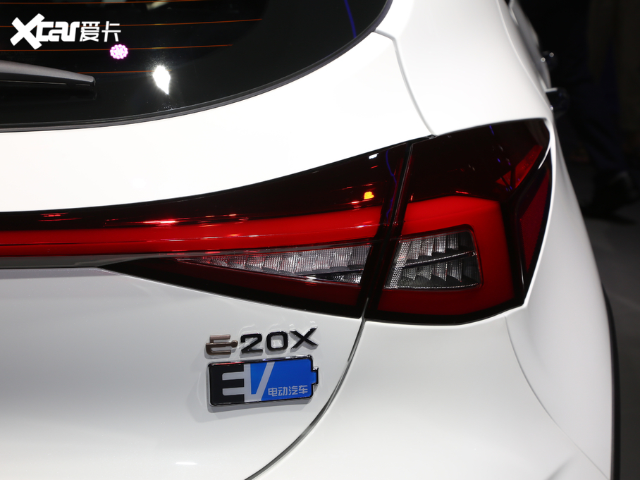 2020��˼�E20X ������