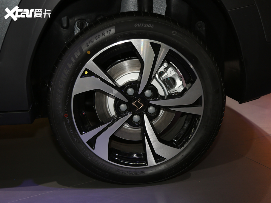 2021��˼�E40X ������