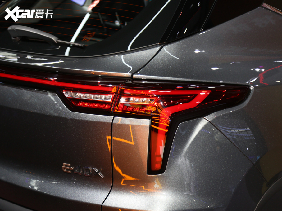 2021��˼�E40X ������