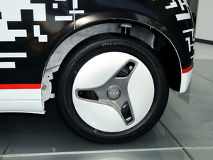 2020款401km 长续航型 轮圈