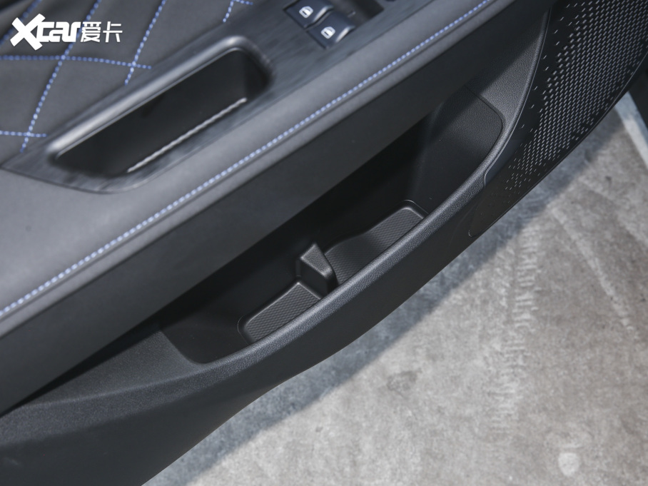 2021W؈ 400km˜m ˹ Ԫ