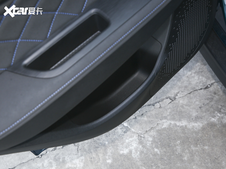 2021W؈ 400km˜m ˹ Ԫ