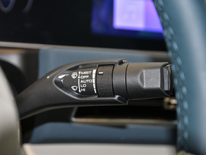 2021500kmLm(x) _ п؅^(q)