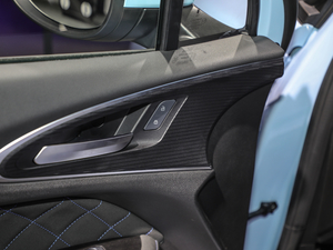 2021400km(bio)(zhn)m(x) ŵȰ F g