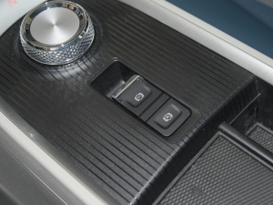 2021400km˜m S{˹ Ԫ v܇Ƅ