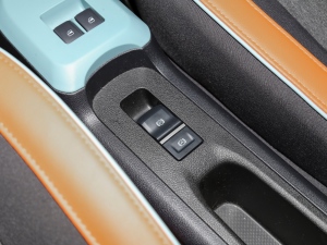 2022405km Lm Ԫ v܇Ƅ