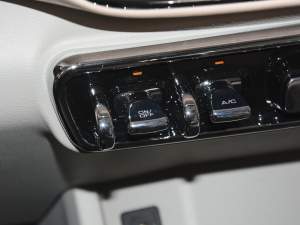 2022401km ҊAӰ п؅^