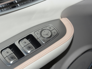 2022401km ҊAӰ п؅^