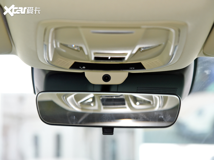 2022W؈ 400km˜m F F