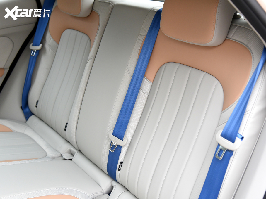 2022W؈ 400km˜m F Ԫ