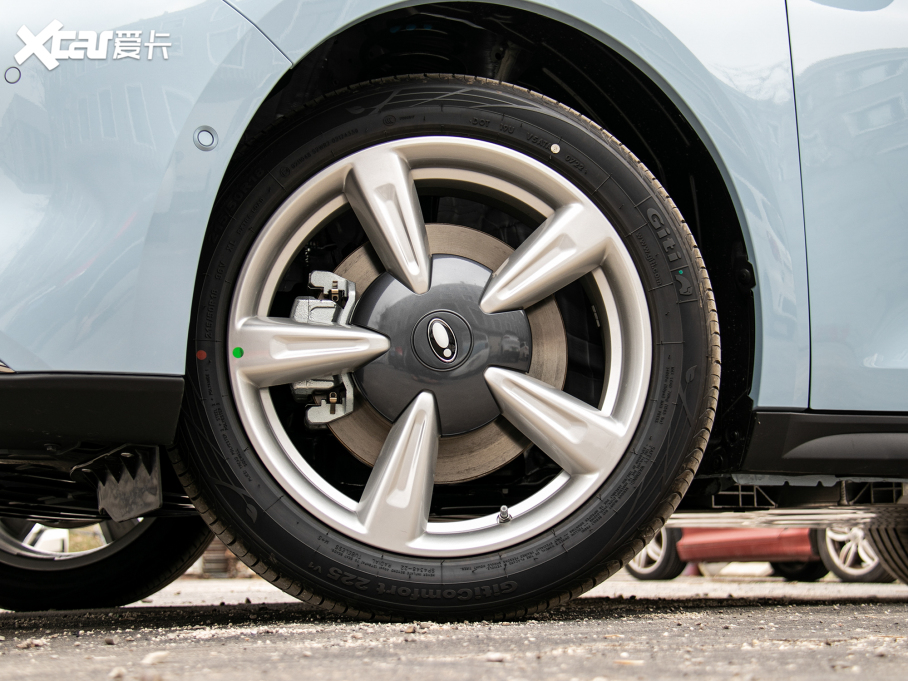 2022W؈ 400km˜m A Ԫ