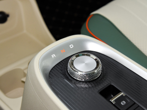 2022400km(bio)(zhn)m(x) F F QU