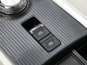 2022400km˜m A Ԫ v܇Ƅ