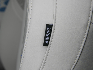 2022400km˜m A Ԫ п؅^