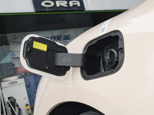 2022Īmϰ 400km˜m F F ^