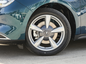 2022Īmϰ 400km˜m A F ݆Ȧ