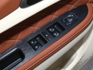 2023401km˜m F Ԫ {܇ƅ^	