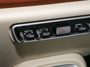 2023401km˜m A Ԫ {{