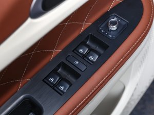 2023401km˜m A Ԫ {܇ƅ^	