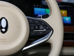 2023401km˜m A Ԫ п؅^