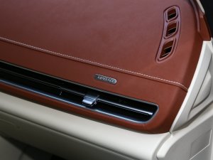 2023401km˜m A Ԫ п؅^