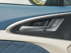 2023401km˜m F F п؅^