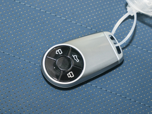 2023401km(bio)(zhn)m(x) F F ܇耳