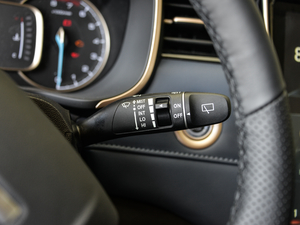 2018款1.5T 手动 型 中控区