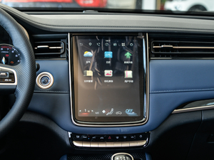 2018款1.5T 手动 型 中控台显示屏