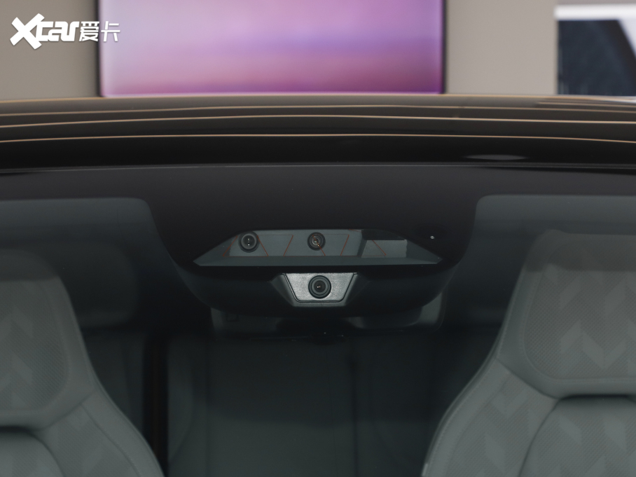 2024Polestar 4 p늙CLmPLUS