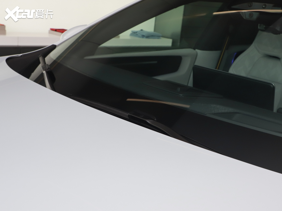 2024Polestar 4 p늙CLmPLUS