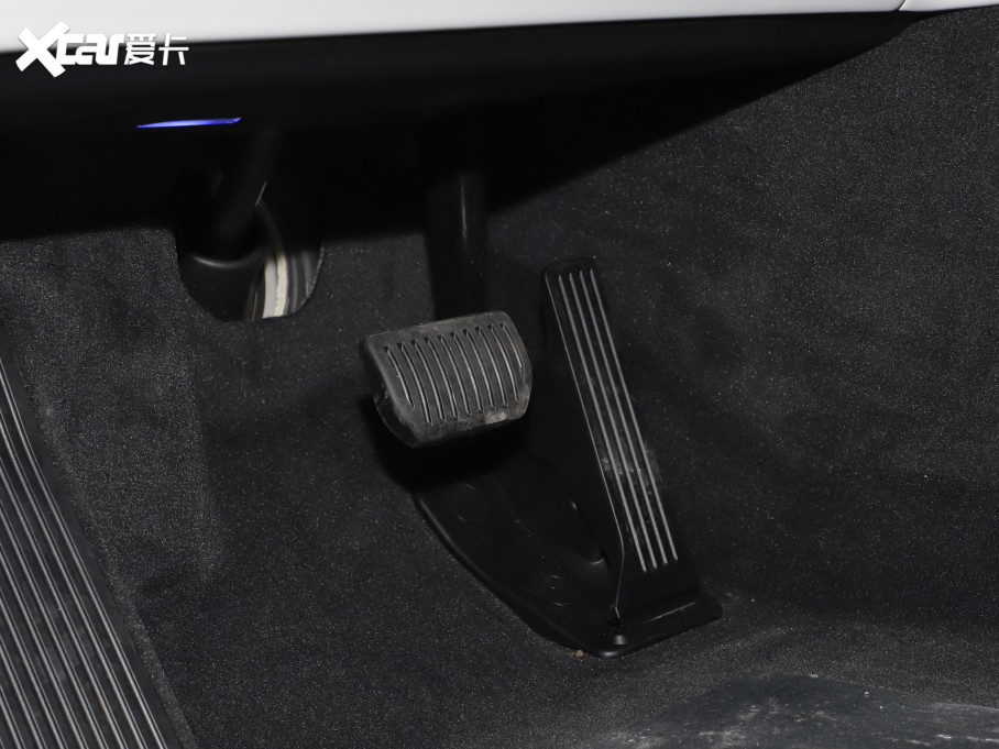 2024Polestar 4 p늙CLmPLUS