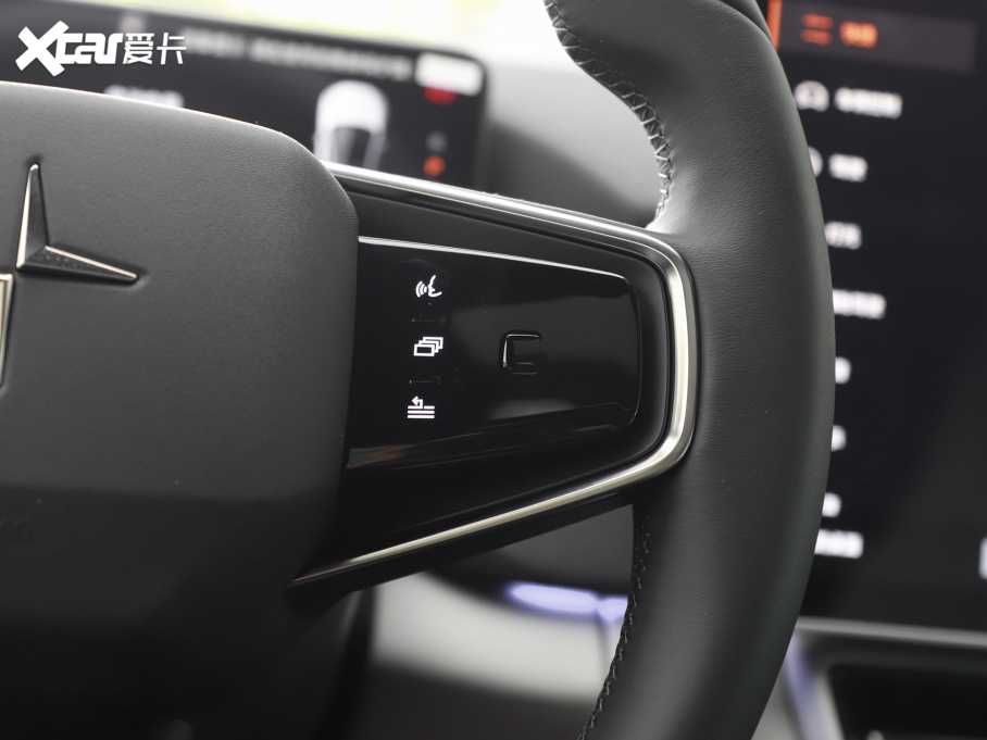 2024Polestar 4 p늙CLmPLUS