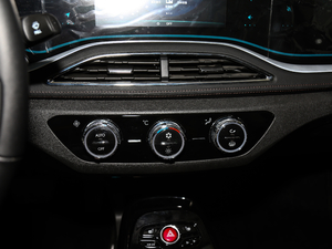 2019��R300 ������ ���{�{��