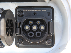 2018СΛρ400  4 (x)(ji)^