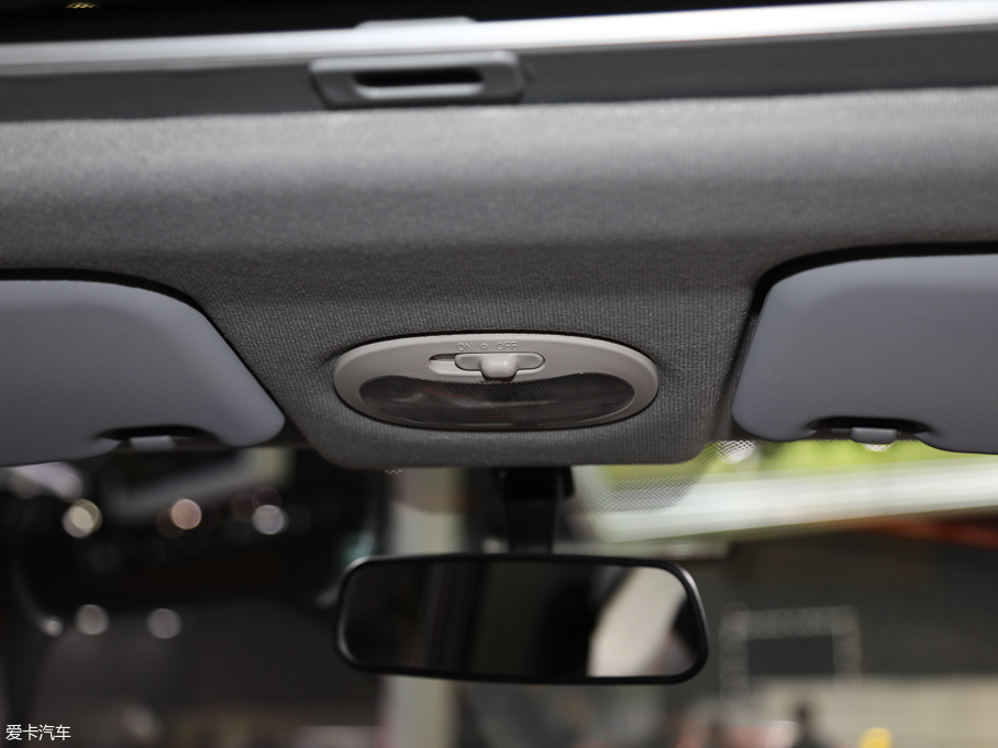 2019СΛρ СΛρ Ű 4